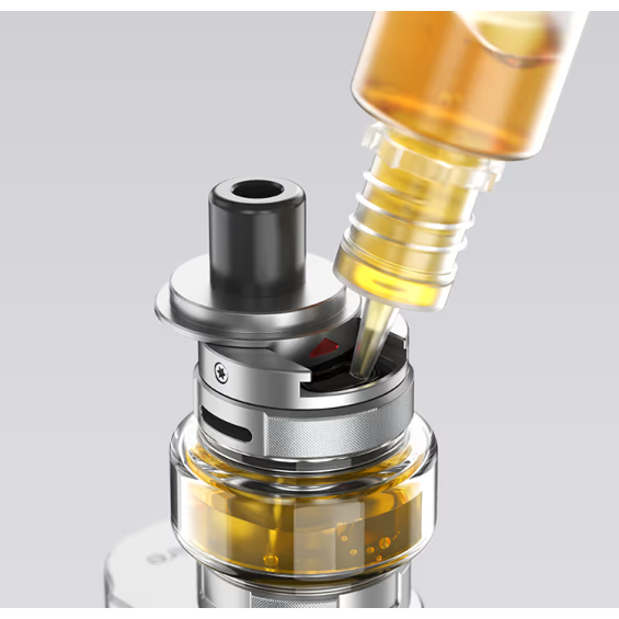 Aspire Boxxer Pod Mod gümüş tanka likit dolumu gösterimi